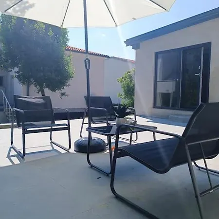 Meraki - With Hot Tub Apartman *